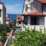 Apartman Tolles Meri 3 Mit Grill Und Garten By Interhome *