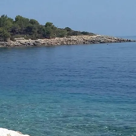 Apartment Tolles Meri 3 Mit Grill Und Garten By Interhome Mali Lošinj