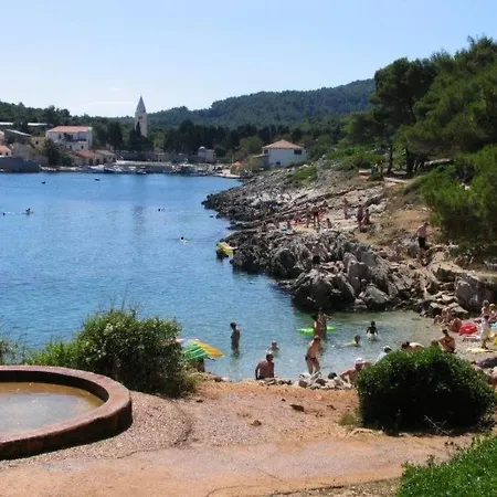 Tolles Meri 3 Mit Grill Und Garten By Interhome Mali Lošinj