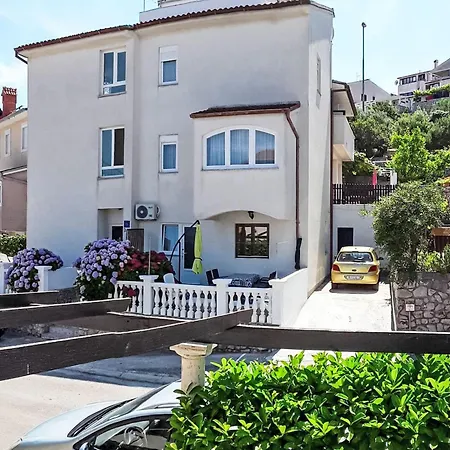 Apartman Tolles Meri 3 Mit Grill Und Garten By Interhome Mali Lošinj