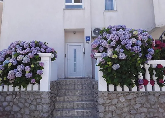 Apartman Tolles Meri 3 Mit Grill Und Garten By Interhome *
